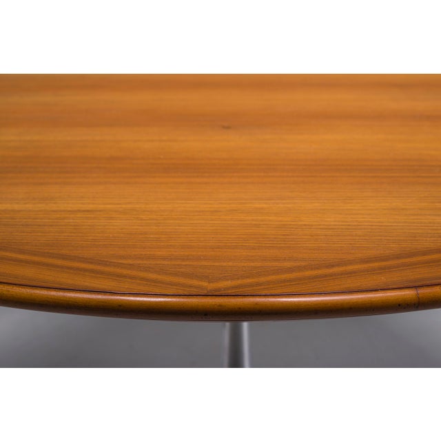 Round Walnut Dining Table with Tulip Pedestal Base, 1960s For Sale - Image 4 of 13