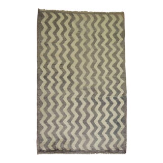 Late 20th Century Tulu Shag Gray and Ivory Shag Rug For Sale