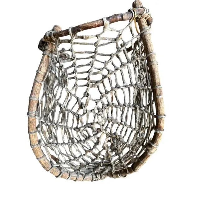 1940s Tarahumara Rawhide and Twig Basket, Wall Hanging For Sale - Image 4 of 10