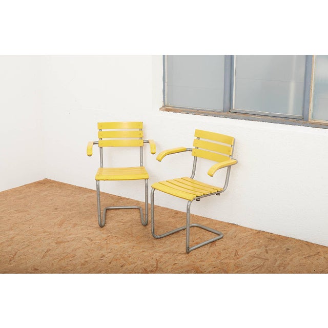 Model 1024 Garden Chairs with Galvanized Steel Tube Frames and Yellow Wooden Slats, 1934, Set of 2 For Sale - Image 11 of 13