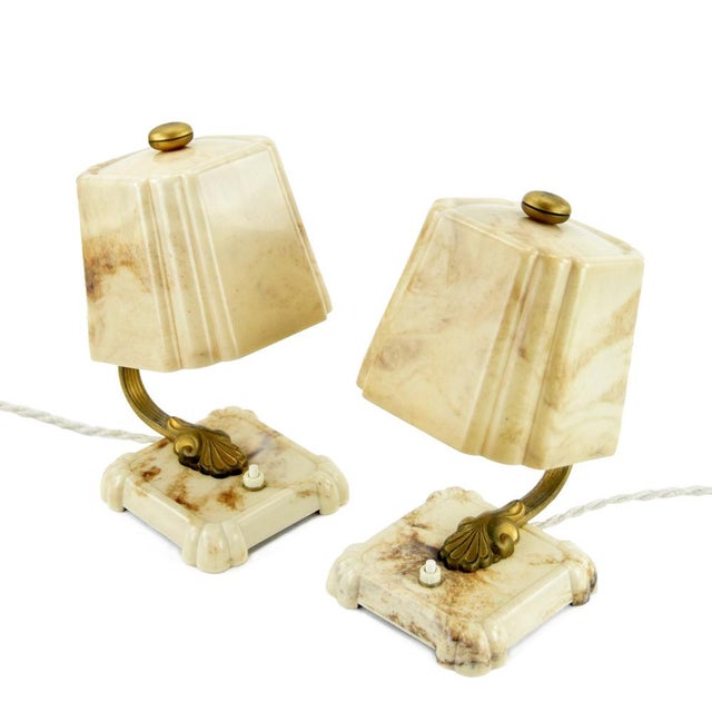 1930s Art Deco Bakelite Table Lamps with Marble Pattern, 1930s, Set of 2 For Sale - Image 5 of 7