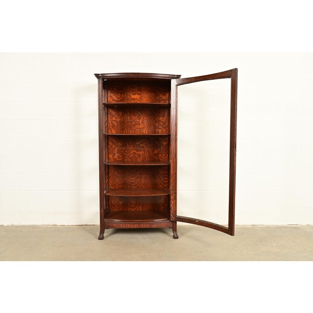 Early 20th Century Berkey & Gay Antique Victorian Carved Oak Curved Glass Bookcase or Display Cabinet, Circa 1900 For Sale - Image 5 of 13