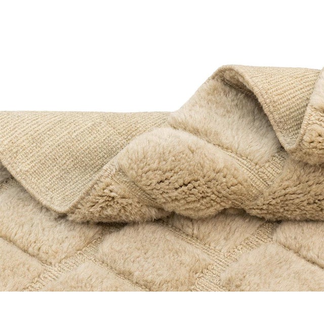 2020s Oversized Textured Checkerboard Hand-Knotted Wool Rug | 13'2" X 10'1" | One of a Kind For Sale - Image 5 of 9