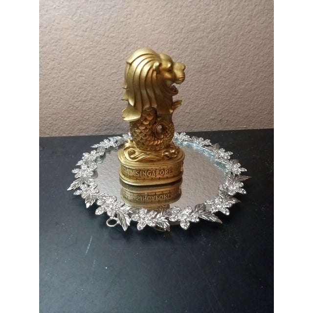 5" Merlion mascot of Singapore Gold Tone Resin Figurine. Merlion is a mythical figurine with lion head & mermaid body. The...