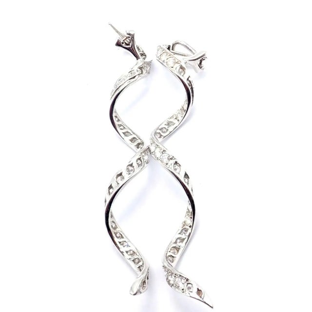 Mid 20th Century Harry Winston Diamond Twisted Long Hanging Drop Platinum Earrings, A Pair For Sale - Image 11 of 14