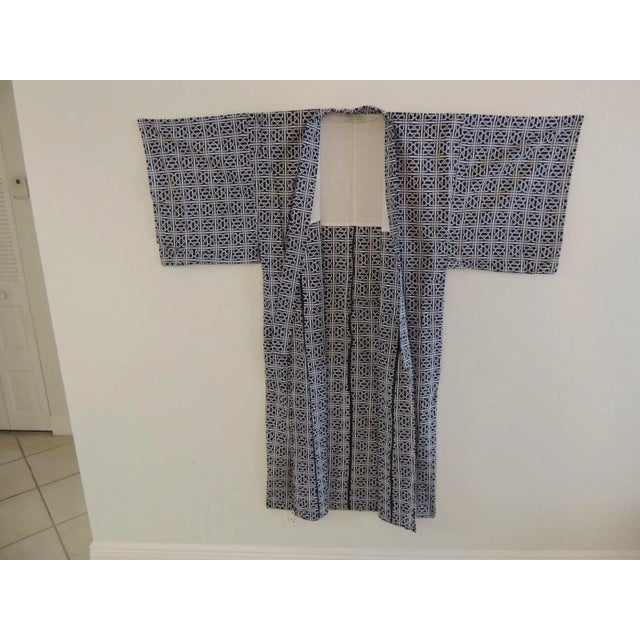 Asian Wearable Blue and White Cotton Printed Fabric Kimono For Sale - Image 3 of 7