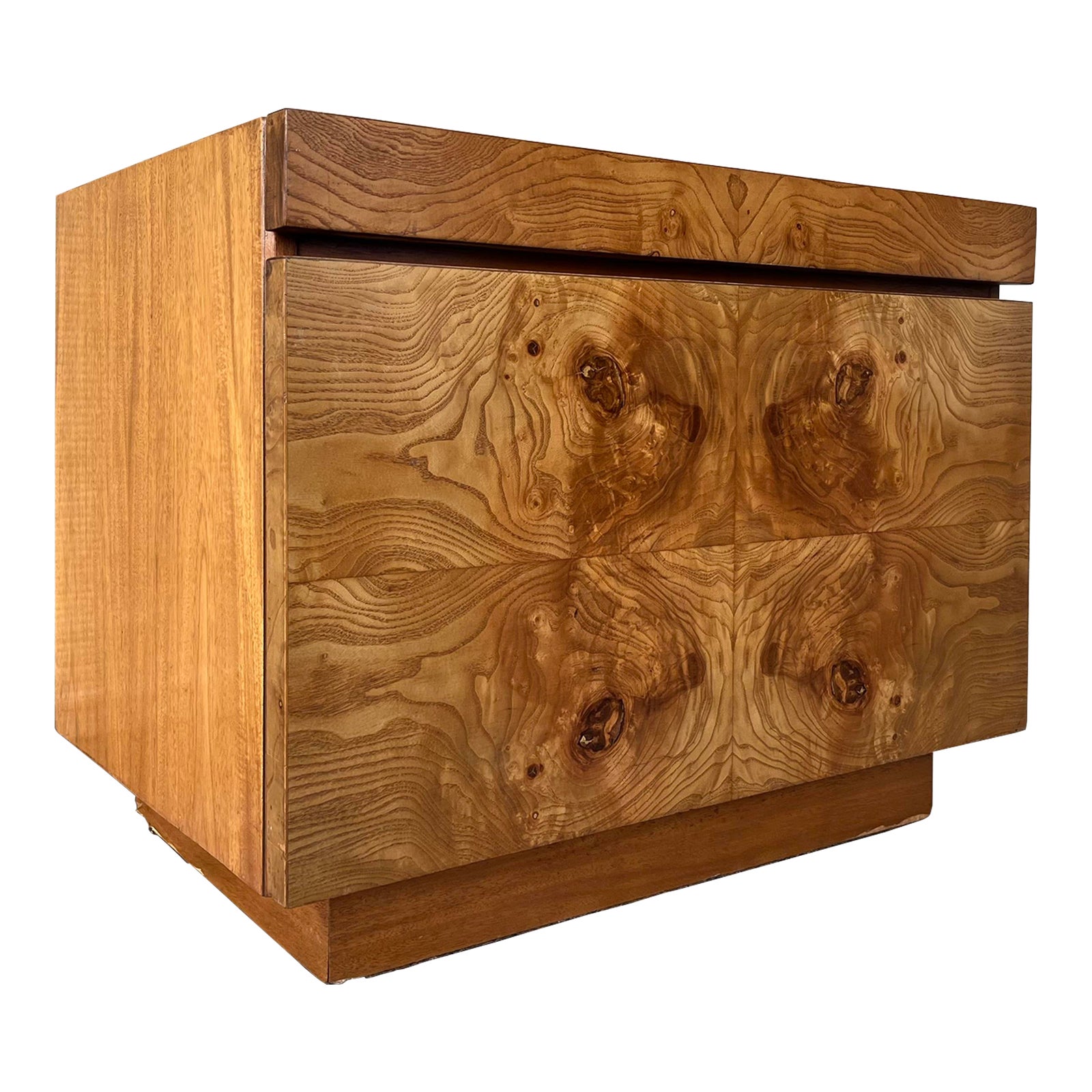 Mid-Century Modern Burl Wood Nightstand by Lane Altavista. Circa 1970s ...