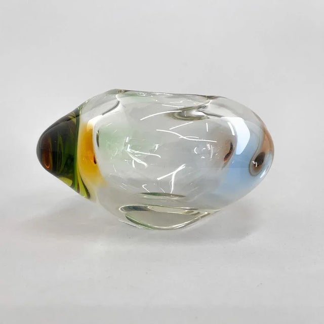Small Art Glass Bowl attributed to Frantisek Zemek, Czechoslovakia, 1950s For Sale - Image 4 of 10