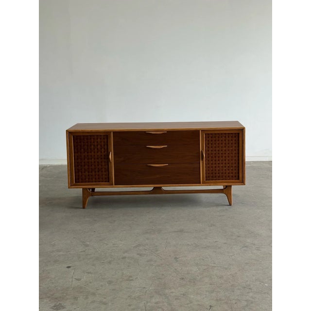 Mid-Century Modern 1960s Lane Perception Credenza For Sale - Image 3 of 12