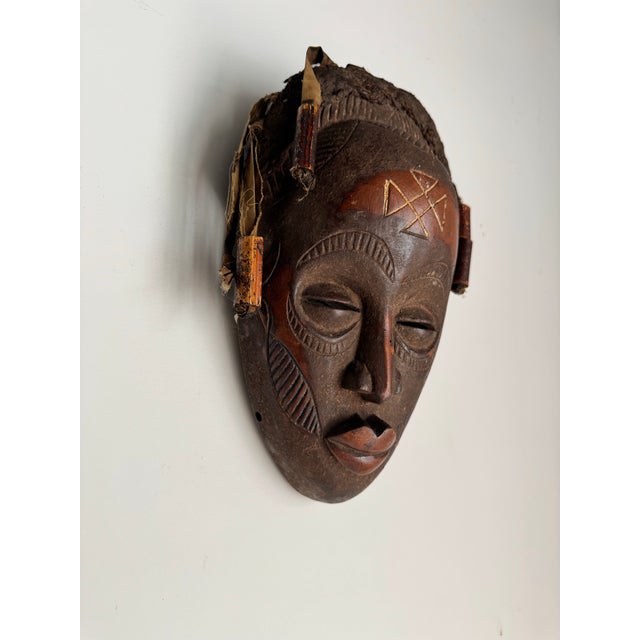1960s Vintage Hand-Carved African Tribal Mask For Sale - Image 5 of 11