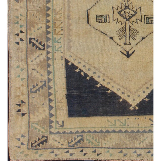 Tribal Vintage Turkish Oushak Rug With Central Medallion in Cream and Blue 3'11"x4'9" For Sale - Image 3 of 6