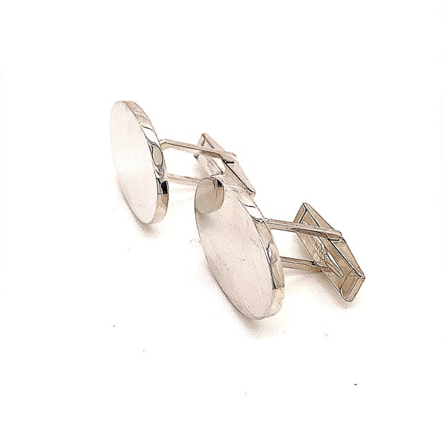 Silver 1990s Pair of Tiffany & Co. Estate Sterling Silver Wide Oval Cufflinks 19 Grams For Sale - Image 8 of 12