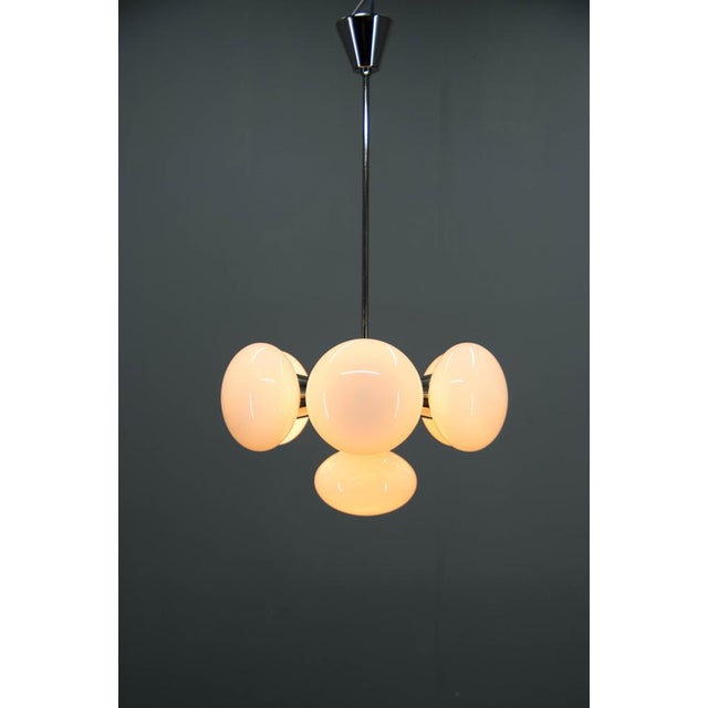 Space Age Glass Sputnik Chandelier from Kamenicky Senov, 1970s For Sale - Image 4 of 11
