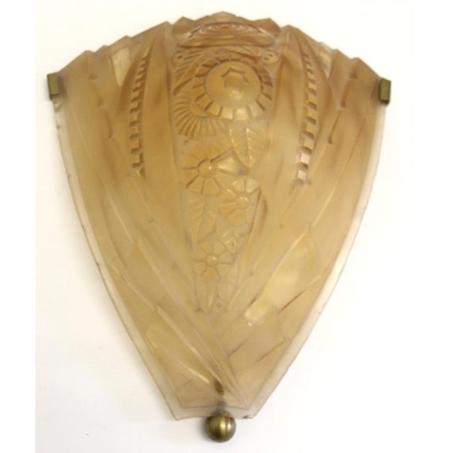 French Art Deco Sconce with Brass Fixture and Glass Shade, 1930s For Sale - Image 9 of 9