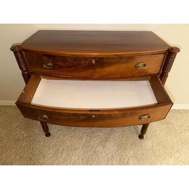 Brown Antique American Federal Bowfront Chest of Drawers, Flame Mahogany, C. 1820 For Sale - Image 8 of 15