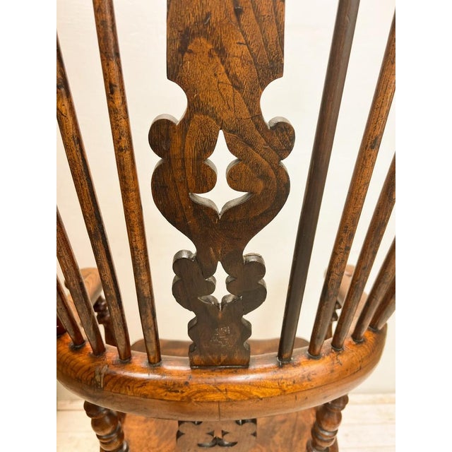 Brown Large Victorian Elm Hoop Back Windsor Armchair, 1850s For Sale - Image 8 of 18