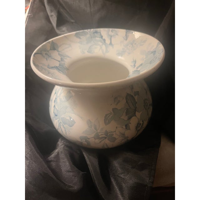 This Antique Victorian Porcelain Spittoon Jardiniere by Ridgways of Staffordshire England features a beautiful blue and...