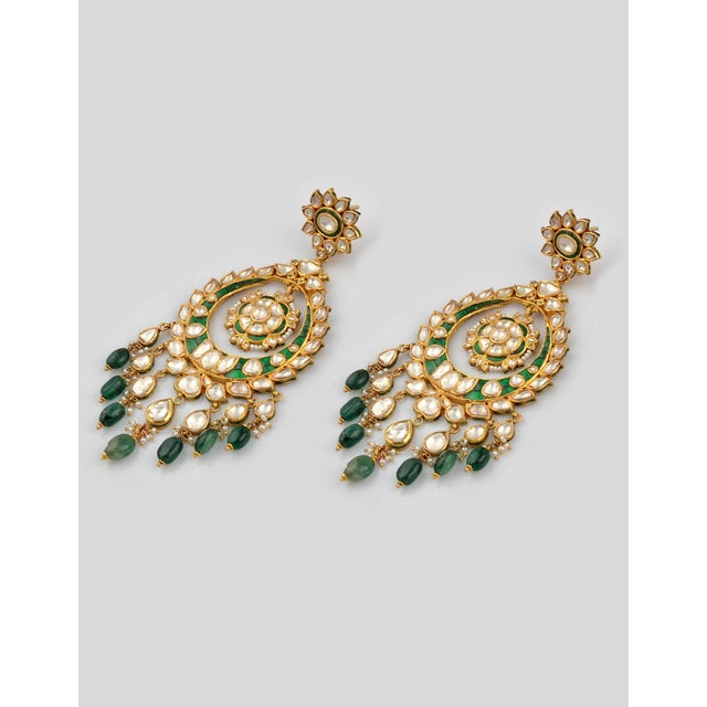 Traditional Kundan Polki Rose Cut Diamond 18 Kt Gold Chand Bali Enamel + Emerald For Sale - Image 17 of 18