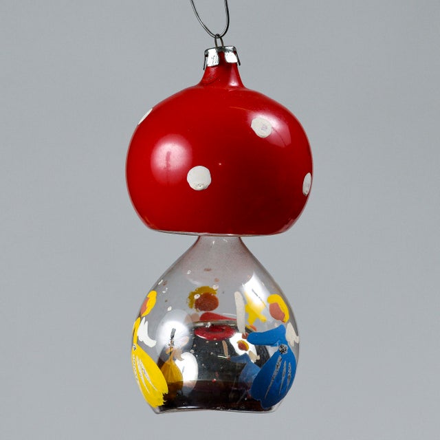 1920s Hand-Painted Double-Blown Mushroom-Shaped Christmas Bauble, Germany, Early 1900s For Sale - Image 5 of 11