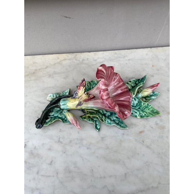 Late 19th Century Fives Lille French Majolica Morning Glory Wall Pocket For Sale In Austin - Image 6 of 11