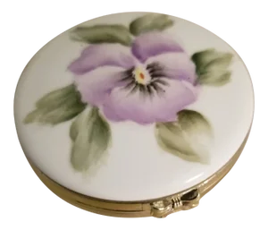 Vintage 1994-95 JPorcelain Pansy Trinket Box With Clasp Signed N. Klein