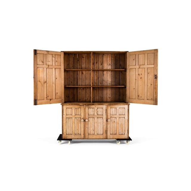 English House Keepers Cabinet in Pine For Sale - Image 3 of 14