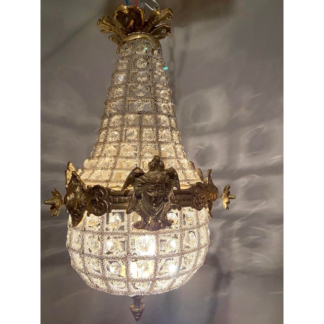 French 1990s French Louis XVI Bronze & Gold Chandelier With Woman’s Faces For Sale - Image 3 of 12