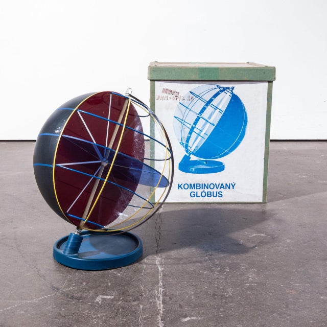 Blue Earth Cross Sectional Teaching Globe, 1950s For Sale - Image 8 of 8