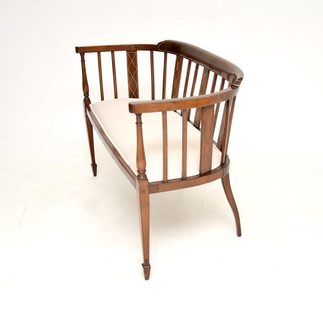 Antique Edwardian Inlaid Walnut Settee, 1900 For Sale - Image 4 of 13