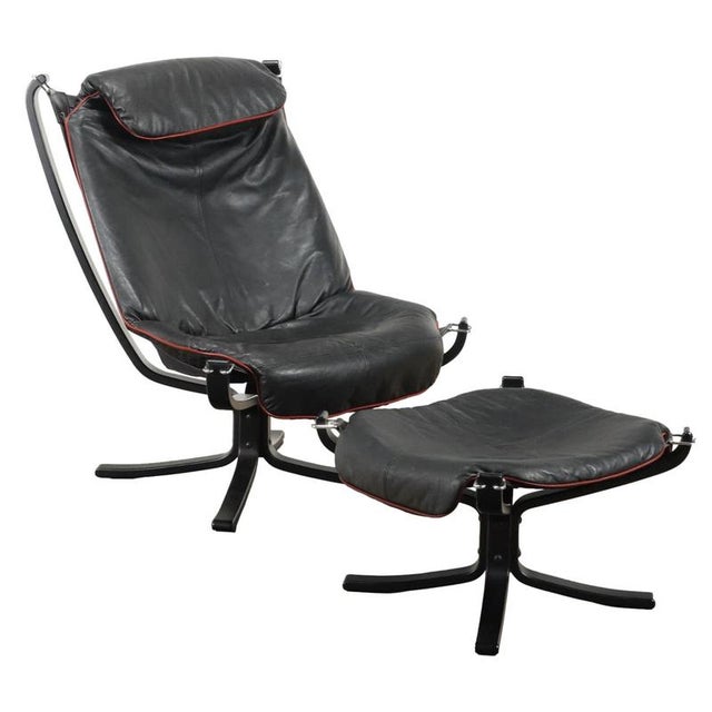 Set of Viking Armchair and Ottoman in Leather from Poltrona Frau, Italy, 1980s For Sale - Image 16 of 16