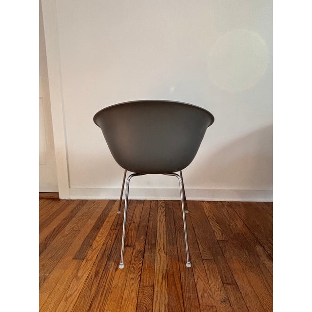 Modern Arper Duna Chairs in Grey For Sale - Image 3 of 4