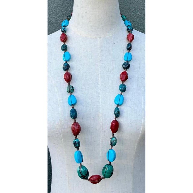 Mid-Century Modern Vintage Turquoise & Coral Bead Necklace For Sale - Image 3 of 12