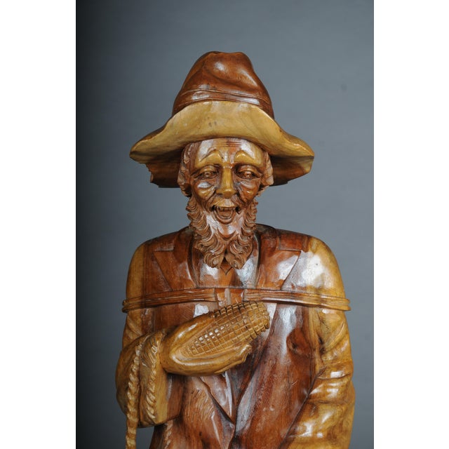 20th Century Walker with Corn on the Cob Sculpture in Limewood, South Germany For Sale - Image 3 of 18