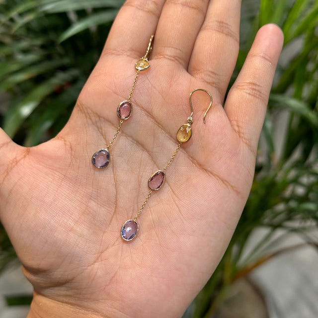 Mid-Century Modern 4.25ct Multi Sapphire September Birthstone Chain Dangle Earrings in 14k Gold- 2 Pieces For Sale - Image 3 of 16