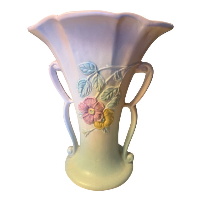 Vintage Hull Art Pottery Art Deco Dogwood Vase #510-10 1/2 ca.1940s For Sale