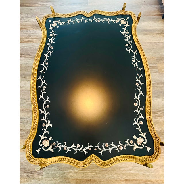 Chinoiserie Vintage Chinoiserie Black Lacquer & Gold Floral Tray Top Coffee Table For Sale - Image 3 of 10