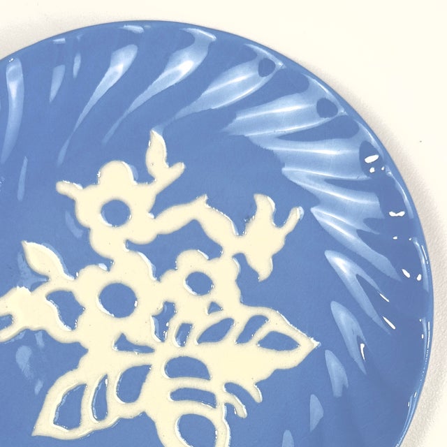 Eclectic Cornflower & Cream Vintage Wall Plate Curation - Group of 13 For Sale - Image 10 of 18