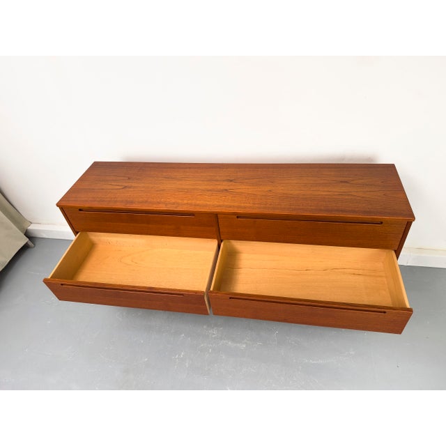 Purple Large Teak Chest of Drawers from Tørring / HJN Møbelfabrik, 1960s For Sale - Image 8 of 18
