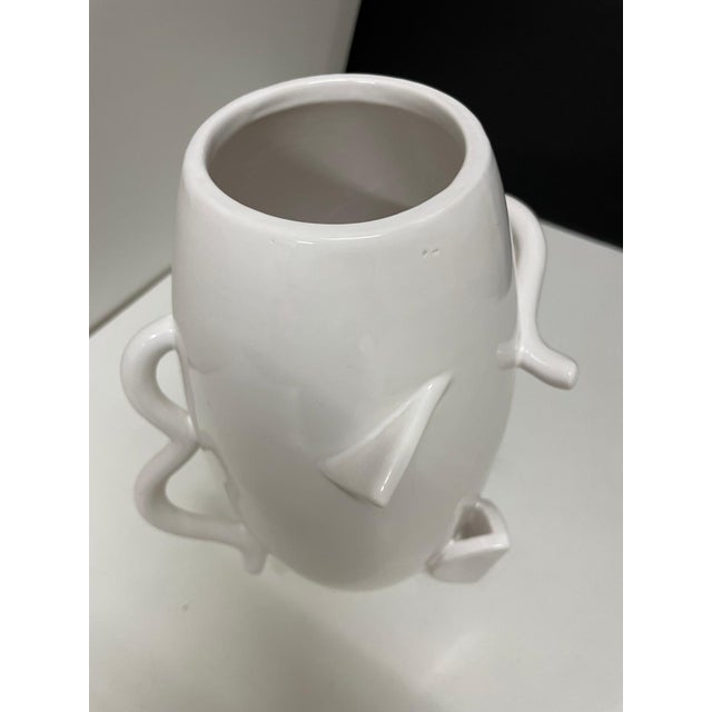 Early 21st Century Deabaltea Vase in White Glazed Clay by Alessandro Mendini for Zanotta, 2010s For Sale - Image 5 of 9