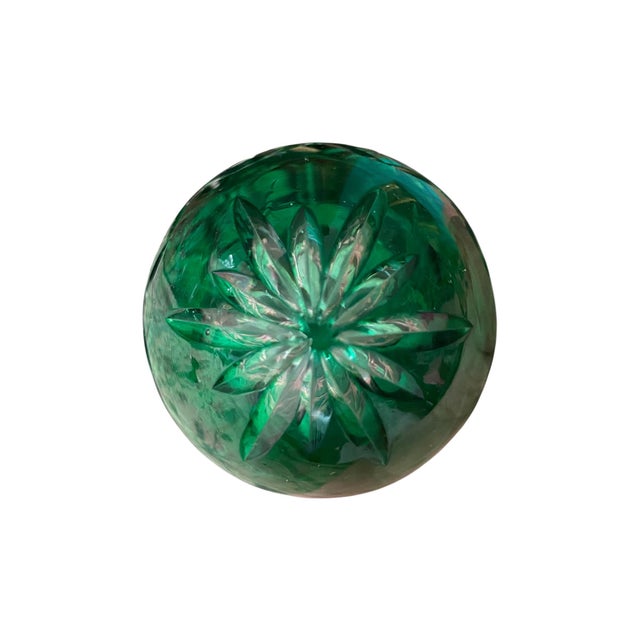 Hollywood Regency Emerald Green Crystal Egg For Sale - Image 3 of 5