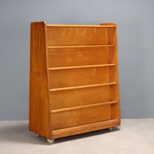 Vintage Italian Bookcase in Maple Veneer, 1960s For Sale - Image 9 of 9
