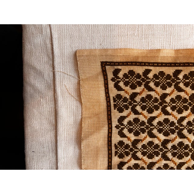 Rustic Mid 20th Century Botanical Pattern Placemat For Sale - Image 3 of 7