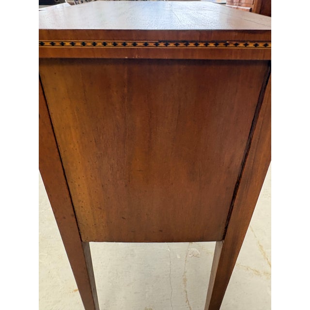 Fine English Inlaid Mahogany Work Table, Circa 1795-1815 For Sale - Image 4 of 9