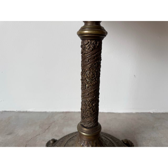 1980s Vintage Regency Style Side Table – Burlwood Top With Brass Base For Sale - Image 10 of 10