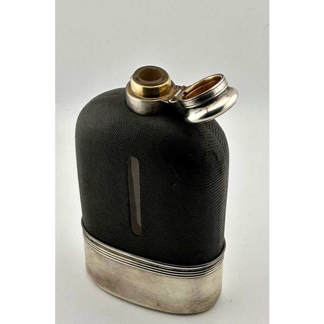 Art Deco Fine Quality Antique Large 1 Pint Size Sterling Silver Crystal & Snakeskin Whiskey Travel Flask by Gorham Manufacturing Co. For Sale - Image 3 of 18