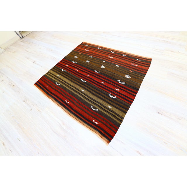 1960s Southwestern Style Wool Hand Knotted Kilim Rug For Sale - Image 4 of 13