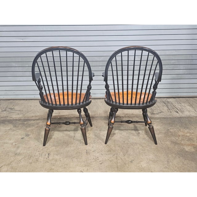 Pair of Late 20th Century Tiger Maple & Black Continuous Windsor Arm Chairs Bench Made For Sale - Image 4 of 11