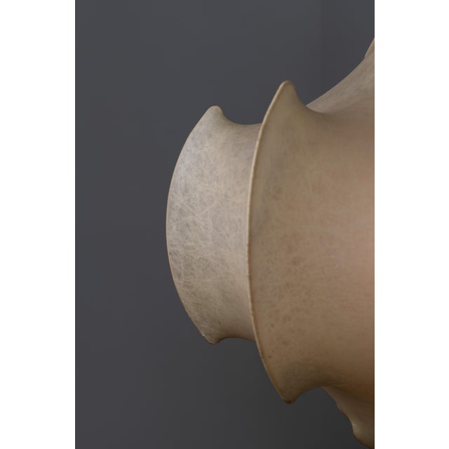 Mid-Century Modern Viscontea Cocoon Lamp in Resin by Achille & Pier Castiglioni for Flos, 1970s For Sale - Image 3 of 13