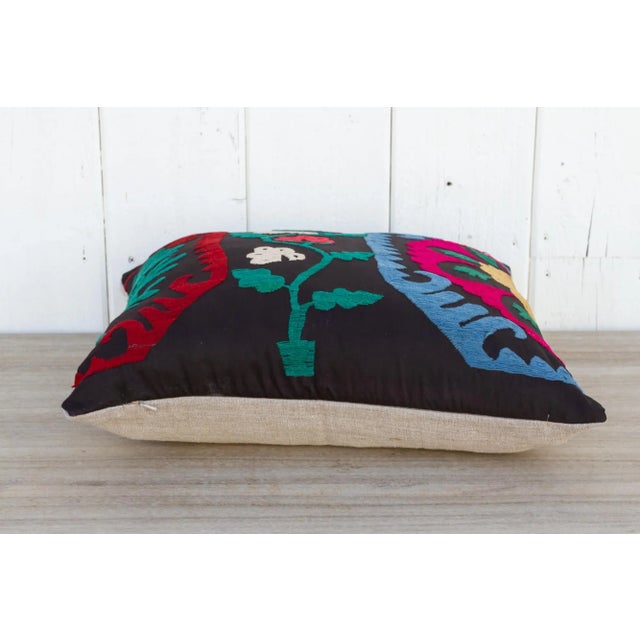 Esin Vintage Suzani Square Pillow For Sale In Los Angeles - Image 6 of 9