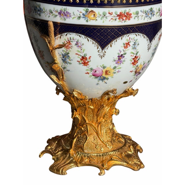 1980s 1980s Large 32" French Style Porcelain Egg Jar With Gilt Ormolu Mounts For Sale - Image 5 of 11